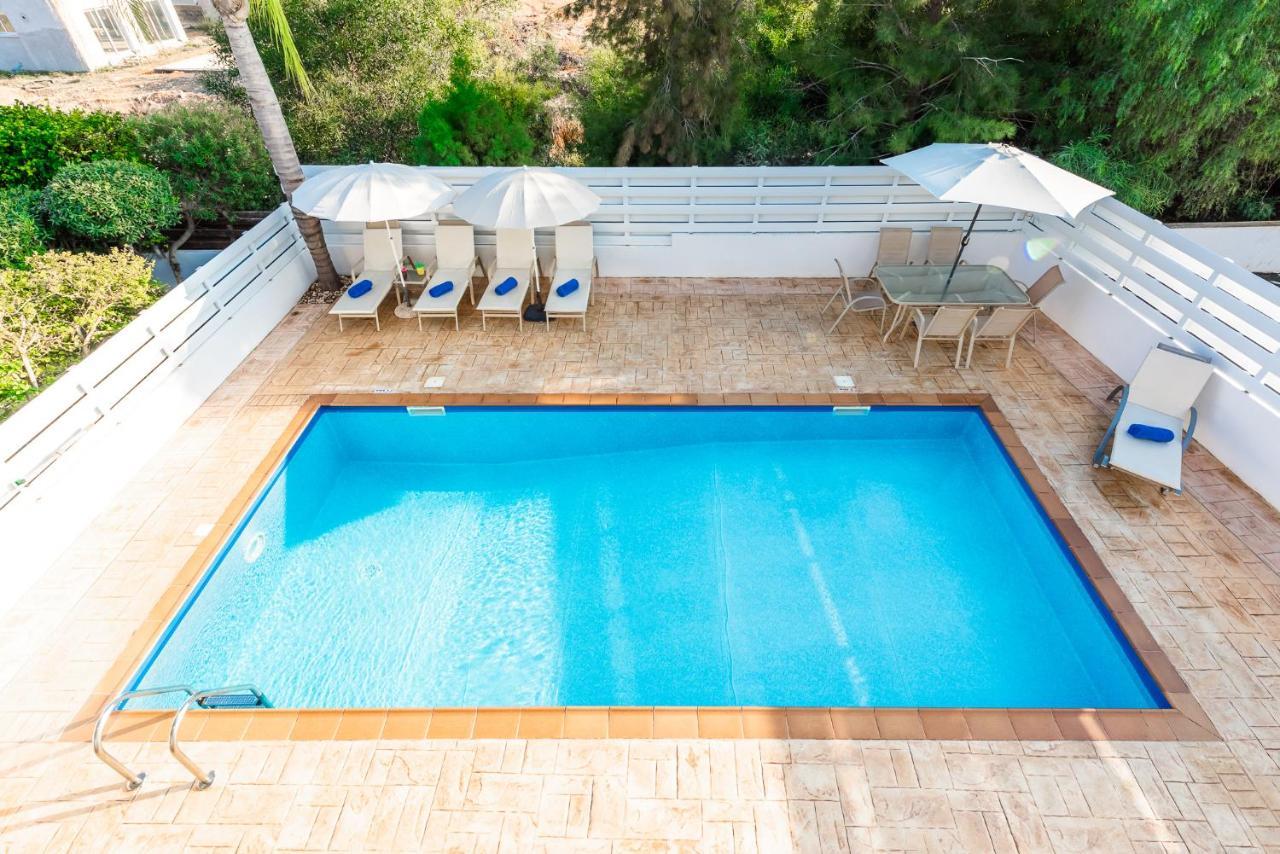 Villa Palm Breeze By Ezoria Villas Protaras Exterior photo