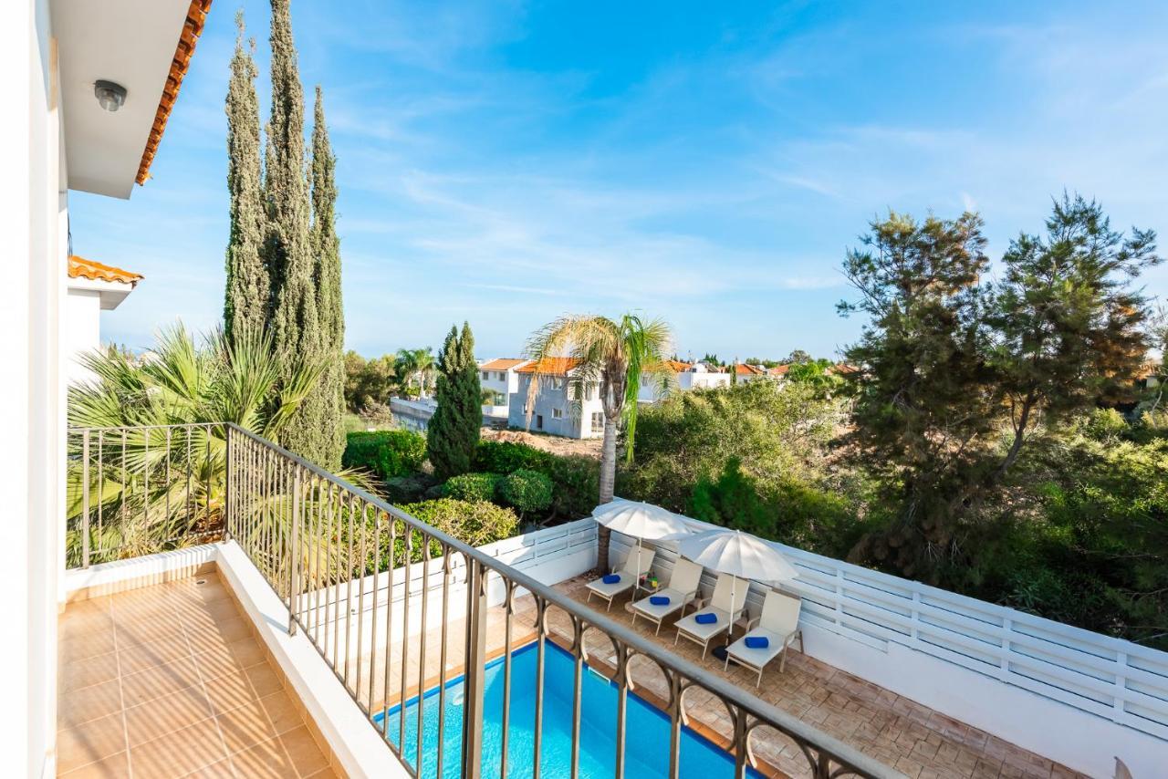 Villa Palm Breeze By Ezoria Villas Protaras Exterior photo