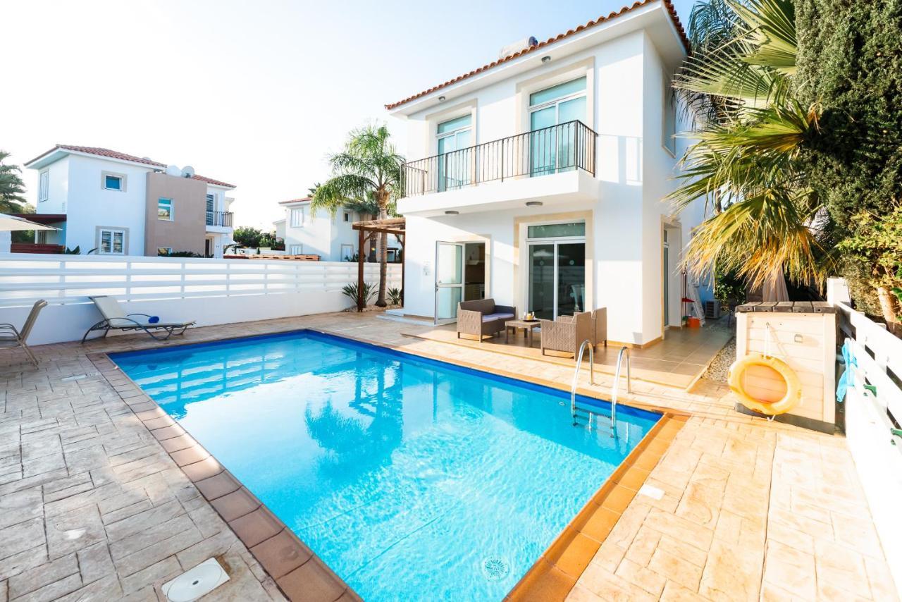 Villa Palm Breeze By Ezoria Villas Protaras Exterior photo