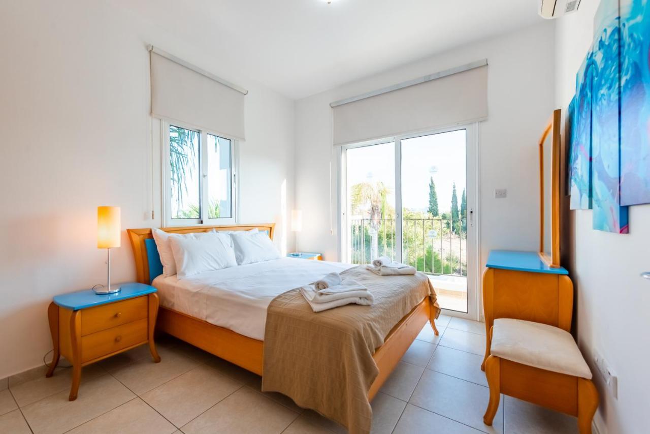 Villa Palm Breeze By Ezoria Villas Protaras Exterior photo